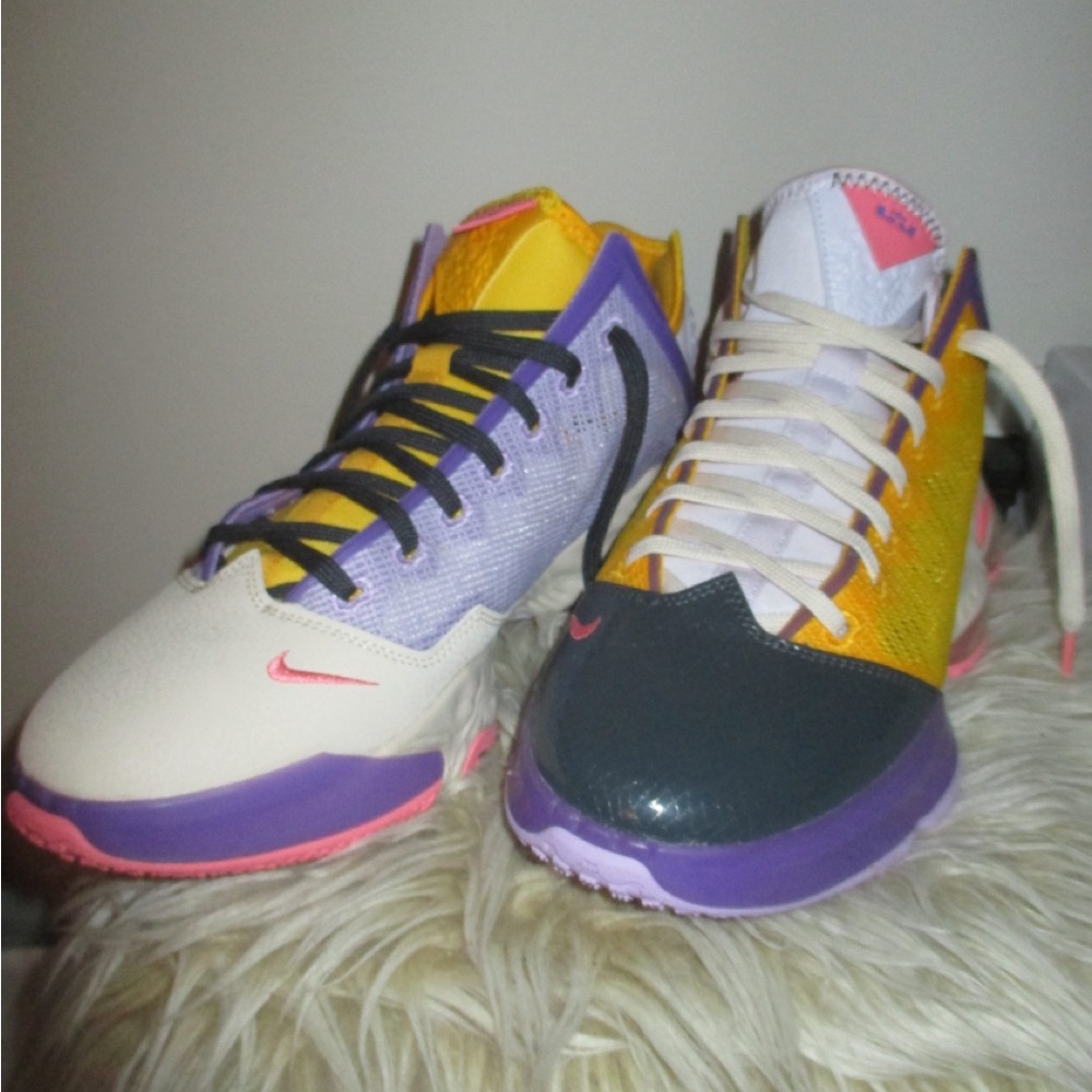 Lilac Lebrons 🏀👟 Size 11.5